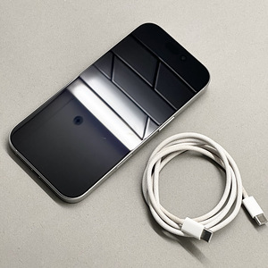 Apple iPhone 16 Pro, 128gb, White Titanium (2 foto / 3)