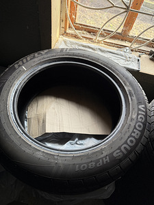 225/60 R18 (1 фото из 3)