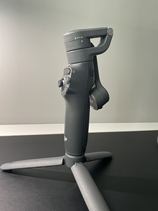 DJI Osmo Mobile 6, slate gray. (5 foto / 8)