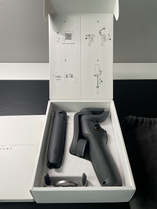 DJI Osmo Mobile 6, slate gray. (6 foto / 8)