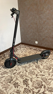 Xiaomi Electric Scooter 4 (3 foto / 6)