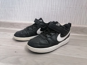 Кроссовки Nike (2 фото из 3)