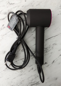 Фен Dyson Supersonic HD07 (9 фото из 9)