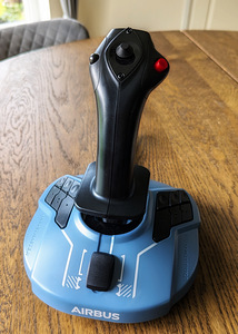 Lennusimulaatori juhtkang Thrustmaster Airbus Edition (3 foto / 3)