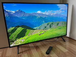 SAMSUNG 43" 4K UHD Smart TV (4 фото из 10)