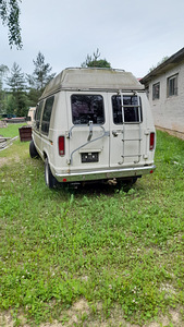 FORD ECONOLINE 5.0 V8 бензин+газ (3 фото из 9)
