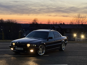 BMW 730d e38 Facelift (1 foto / 15)