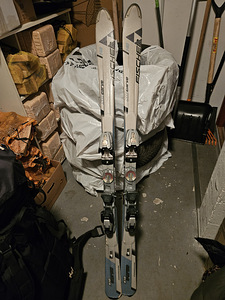 Mäesuusad Fisher, pikkus 148 (1 foto / 2)