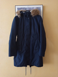 Naiste talveparka Helly Hansen L (1 foto / 2)