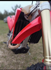 2020 Honda crf 450r (3 foto / 4)