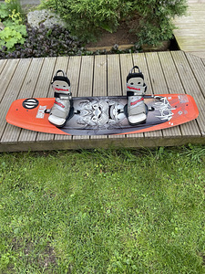Wakeboard Hyperlite 140 by shaun Murray (2 foto / 6)