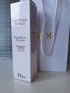 Dior tooted (parfüüm, näo- ja kehahooldus, meik) (6 foto / 8)