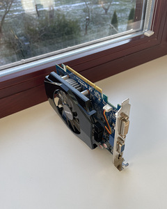 Videokaart GeForce GT 730 2GB (3 foto / 4)