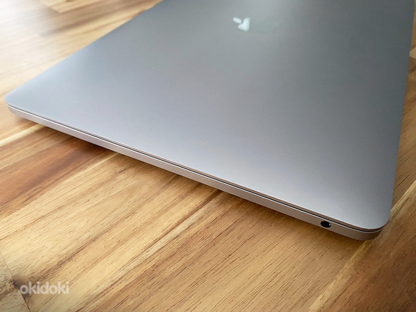 MacBook Pro 13-inch (2019) / i5 / 8GB / 256GB / Touch Bar (foto #4)