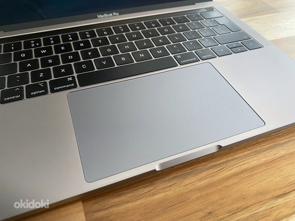 MacBook Pro 13-inch (2019) / i5 / 8GB / 256GB / Touch Bar (foto #9)