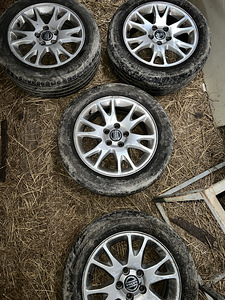 Volvo veljed suverehvidega (2 foto / 5)