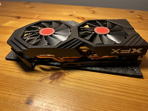 XFX RX 590 Fatboy OC+ 8GB GDDR5 (3 foto / 6)