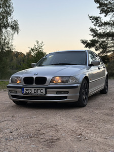 BMW E46 318i 1998 87kw (1 foto / 14)