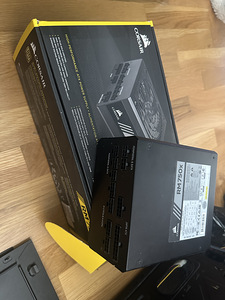 Corsair RM750x 750w 80plus gold TÄISMODULAARNE (5 foto / 5)