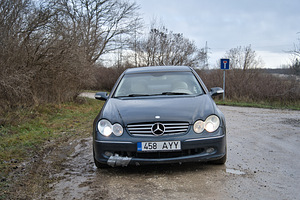 Mercedes-Benz CLK 320 V6 bensiin (3 foto / 9)