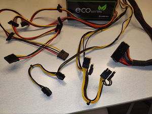 Chieftec Eco GPE-700S 700W (2 foto / 2)