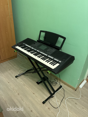 Süntesaator Yamaha PSR-S750