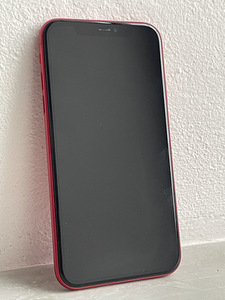 iPhone 11, 64 г (2 фото из 6)