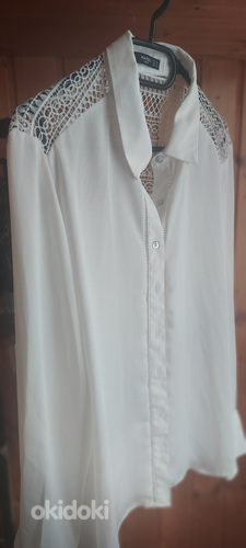MANGO Белая блузка с кружевом (фото #1)