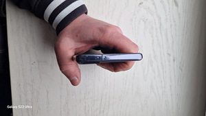 Продам Samsung Galaxy S21 5G 256GB (3 фото из 10)