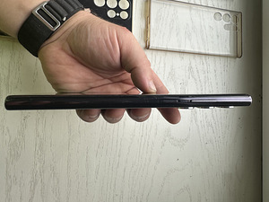 Samsung Galaxy S22 Ultra (4 foto / 10)