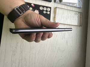 Samsung Galaxy S22 Ultra (9 foto / 10)