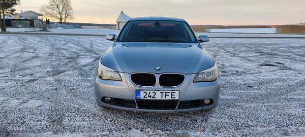 BMW 525 2,5 141 кВт (фото #1)