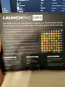 Novation Launchpad Mini MK2 (3 фото из 4)
