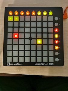 Novation Launchpad Mini MK2 (4 фото из 4)
