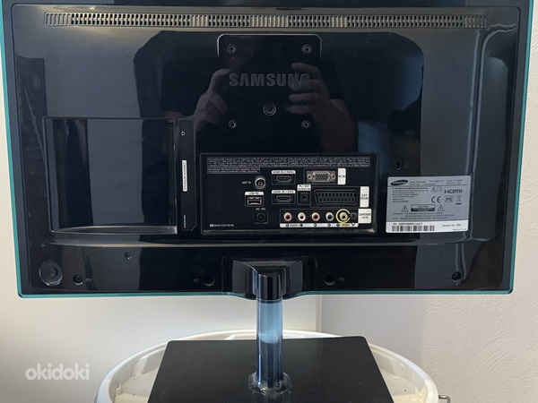 Продаю монитор Samsung, в хорошем состоянии (фото #1)