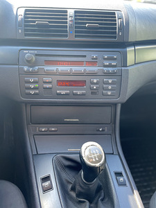 BMW E46 318i 2.0 2004 (6 фото из 13)