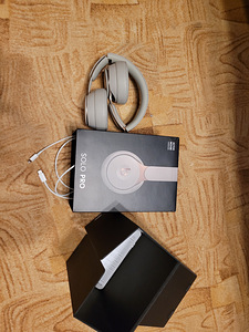 Beats Solo Pro серый (5 фото из 5)
