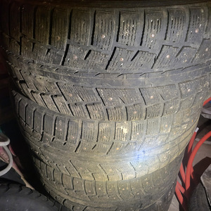 Kasutatud talverehvid 255/50 r 19 (2 foto / 2)