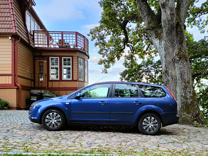 Ford Focus Turnier 1.6 Duratec 74kw (2 foto / 13)