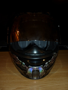 Icon Airmada Bioskull Helmet Review (3 foto / 9)