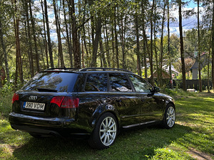 Audi A4 B7 3.0 TDI 150kW Quattro S-Line (6 foto / 15)