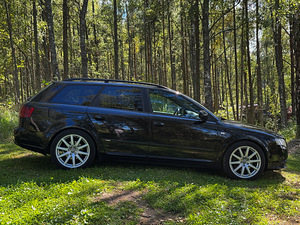 Audi A4 B7 3.0 TDI 150kW Quattro S-Line (7 foto / 15)