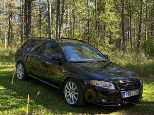 Audi A4 B7 3.0 TDI 150kW Quattro S-Line (8 foto / 15)