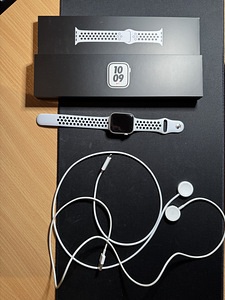 Apple watch series 7 gps (1 foto / 3)