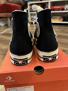Uus Converse Chuck 70 Hi hooajaline väljalase (3 foto / 4)