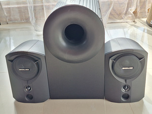 Solid Team 2.1 subwoofer + satelliitkõlarid (7 foto / 7)