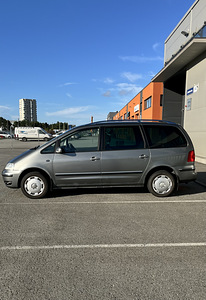 Volkswagen Sharan 1.9tdi automaat (4 foto / 13)