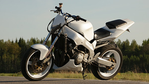 A2 Yamaha FZR 600r (1 фото из 10)