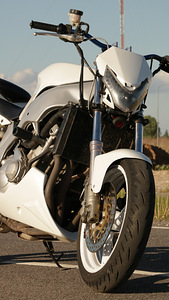 A2 Yamaha FZR 600r (7 фото из 10)