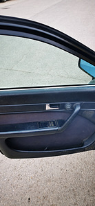 Audi 100 avant (7 фото из 9)